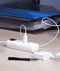 Plastrol Przedłużacz zwijany 10m 3x1mm2 16A z bezpiecznikiem termicznym 5