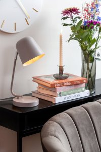 Lampka biurkowa Leitmotiv beżowa 5