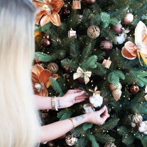 Springos Choinka sztuczna 150 cm Premium Royal Trees świerk syberyjski z drewnianym stojakiem UNIWERSALNY 18