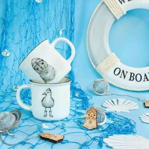 Cup&You Kubek Mewa i Foka- starannie wykonane naczynie z uroczym matowym nadrukiem, które świetnie nada się jako upominek, umili wakacyjną przerwę na kawę lub herbatę, wykonany z porcelany New Bone China 3