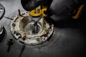 Dewalt DEWALT 1/4" DIAMOND BLADE ATTACHMENT 3