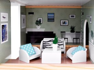 Jokomisiada Domek drewniany dla lalek + basen winda mebelki światło LED ZA4835 14