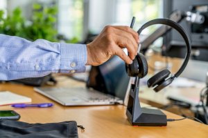 Słuchawki HP ML POLY Voyager 4320 Microsoft Teams Certified USB-C Headset +BT700 dongle Bezprzewodowy Opaska na głowę Biuro/centrum telefoniczne 5