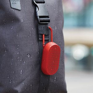 Głośnik Lexon Lexon Mino T Waterproof Speaker with Stand and Carabiner Red LA124R9 8