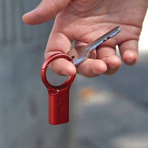 Lexon Lexon Nomaday Keychain with flashlight dark red LL136DR 4