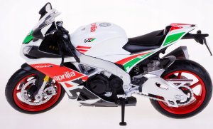 Daffi Model RMZ Hobby 1:12 ApriliaRSV4 rac.H-135 81352 7