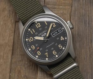 Zegarek Seiko ZEGAREK MĘSKI SEIKO SRPJ85K1+ BOX 2