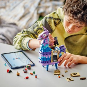 LEGO Fortnite Lama Zaopatrzeniowa (77071) 3