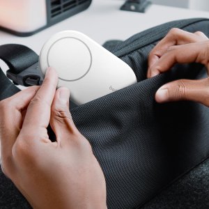 Ładowarka Belkin Ładowarka indukcyjna składana MagsSafe Qi2 15W biała z zasilaczem 20W 10