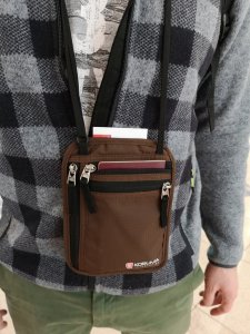 KORUMA Dyskretna saszetka na pieniądze oraz paszport z ochroną RFID (granatowy) Uniwersalny 2