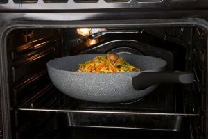 Patelnia De Gusto wok 30cm 2