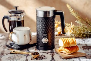 Spieniacz do mleka Adler Czarno-stalowy (AD 4494 black) 12
