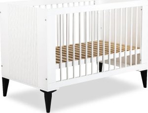 Haciendo el Indio Łóżeczko dziecięce MIA 120x60 białe/czarne LITTLE SKY 2