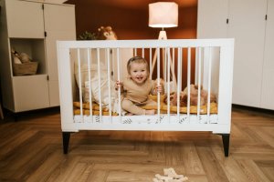 Haciendo el Indio Łóżeczko dziecięce MIA 120x60 białe/czarne LITTLE SKY 4