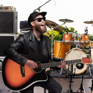 V-Tone VEAG1 CE VS gitara elektroakustyczna 4/4 dreadnought cutaway sunburst 2