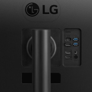Monitor LG UltraWide 34WR55QK-B 4