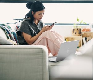 Laptop HP Laptop Envy 17-cr1003ca / 84T68UA / Intel i7-13 / 32GB / SSD 2TB / Intel Xe / FullHD / Dotyk / Win 11 / Szary 6