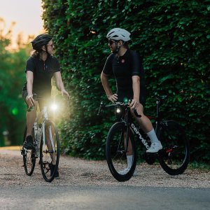 MAGICSHINE Lampka przednia MAGICSHINE EVO 1700 SD, 1700 lumenów, Komnpatybilna z Shimano Di2, Czarna, Z Uchwytem (NEW 2025) 7