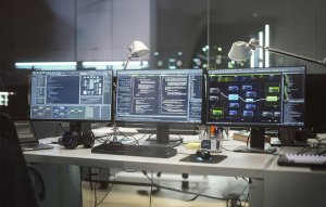 HUANUO Uchwyt na 3 monitory 17" - 32" HNTS3B-UK (45528-0) 6