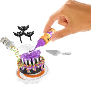 MGA Miniverse Make It Mini Diner: Halloween Licensed WB Theme in PDQ 17