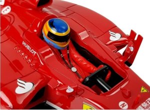 Rastar Auto Wyścigowe Bolid Formuła 1 Ferrari F138 Czerwony 1:12 2.4G 6