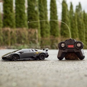 Auto na radio Lamborghini Murcielago LP670 1:24 39001 RASTAR 9