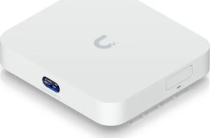 Router Ubiquiti UCG-Max-NS 2