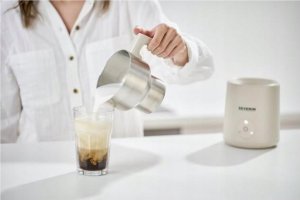 Spieniacz do mleka Severin Biały (SM3589) 6