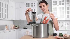 EVOLVEO Salente SuChef, Sous Vide vařič, nerez 2