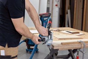 Frezarka Bosch GFF 18V-22 18 V 9