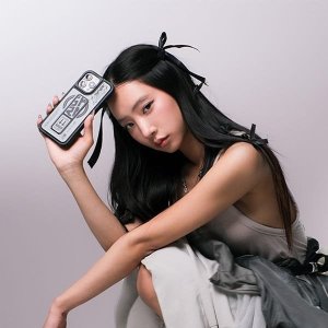 Skinarma etui Kira Kobai iPhone 16 Pro    Max 6.9" Magnetic Charging Grip Stand chrome 7