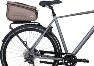 Basil Torba na bagażnik MOV TRUNK BAG, MIK z adapterem do mocowania, 10-26L, Wodoodporna, Brown (NEW 2025) 11