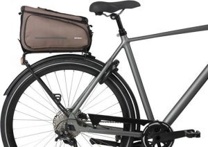 Torba na bagażnik BASIL MOV TRUNK BAG, Do stosowania z MIK, 10-26L, Wodoodporna, Brown (NEW 2025) 10