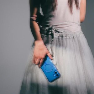 Skinarma etui Saido iPhone 16 Plus 6.7"   Magnetic Charging niebieski/blue 7