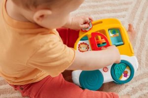 Mattel Fisher - price Namelis/Automobilis 5