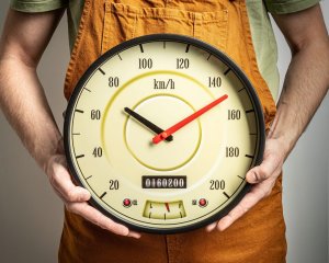 NexTime Zegar ścienny kierowcy PRĘDKOŚCIOMIERZ RETRO 3