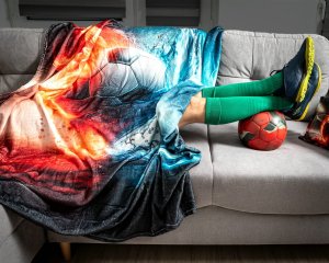 PIŁKARSKI ZESTAW kocyk i poduszka 4