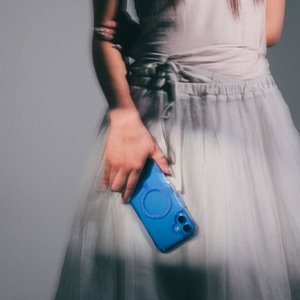 Skinarma etui Saido iPhone 16 6.1"        Magnetic Charging niebieski/blue 3