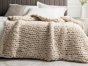 KOC Z DZIANINY 120 X 120 BEŻOWY NARZUTA SZENILOWA PLECIONA MIĘKKA GRUBA OZDOBNA STYLOWA NA SOFĘ ŁÓŻKO FOTEL 7