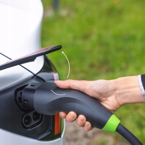 ŁADOWARKA EV Wallbox Green Cell HabuDen EVGC021B2275 22kW TYPE 2 7,5M GC App NFC BT Wi-Fi 5