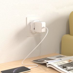 TECH-PROTECT UNIVERSAL TRAVEL ADAPTER FROM EU WHITE 6