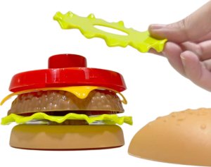 Duży Zestaw Imitacje Jedzenia Frytki Burger Gofry Napój Sztućce 32 Elementy 4