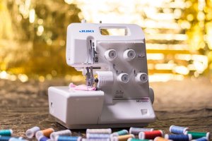 Maszyna do szycia Juki Overlocker MO-644DN/CE8 14