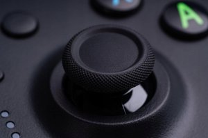 8BitDo Ultimate Wired Controller for Xbox Hall Effect 17