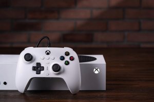 8BitDo Ultimate Wired Controller for Xbox Hall Effect 21