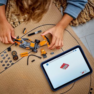 City Formuła 1 F1® Kierowca i bolid McLaren (60442) 2