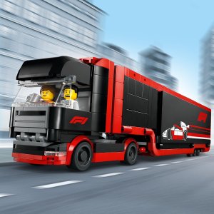 City Formula 1 F1® Ciężarówka z bolidami RB20 i AMR24 F1® (60445) 5