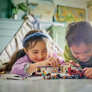 City Wakacyjny kamper pełen przygód (60454) 4