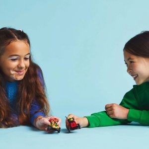 City Zestaw wyścigówek: pizza kontra wóz strażacki (60458) 4