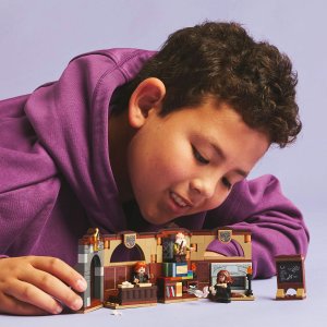 Harry Potter Zamek Hogwart™: Zajęcia z zaklęć i uroków (76442) 2